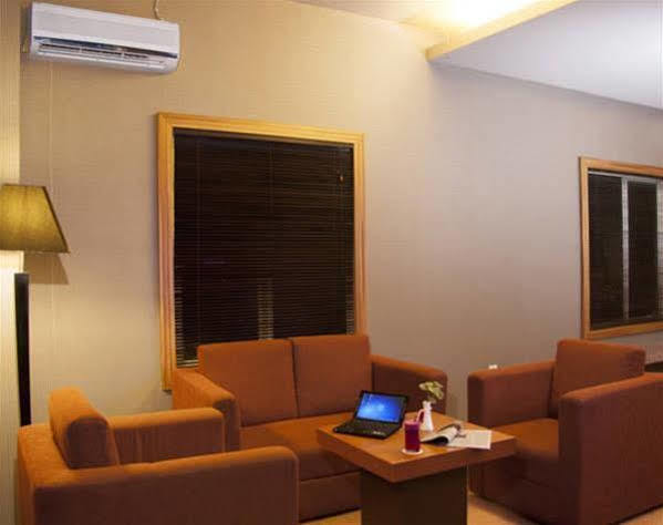 Orchardz Hotel Ayani Pontianak Exteriér fotografie